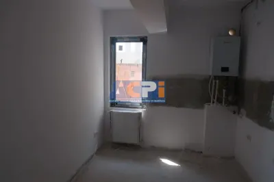 Apartament 3 Camere cu Priveliste Mirifica in Fundeni! - foto 16