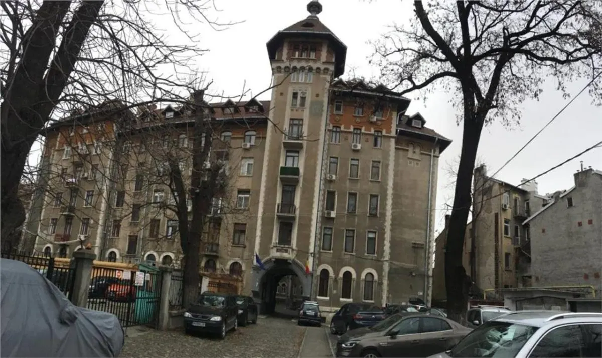 Langa Spitalul de Ochi Inchiriere in regim hotelier o garsoniera ultracentrala 15 mp - foto 17