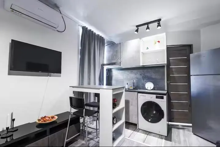 Langa Spitalul de Ochi Inchiriere in regim hotelier o garsoniera ultracentrala 15 mp - foto 3
