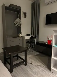 Langa Spitalul de Ochi Inchiriere in regim hotelier o garsoniera ultracentrala 15 mp - foto 5