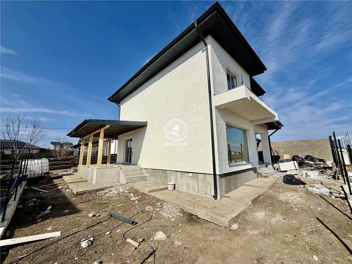 Vila  de vanzare  Miroslava, - foto 1