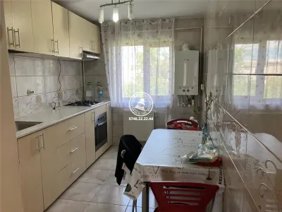 Apartament 3 camere  de vanzare  Podu Ros, - foto 5