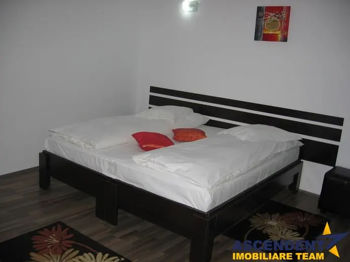 Hotel 3*+ transfer business, pe  2.500 mp, la 1.250 m altitudine, Predeal - foto 10