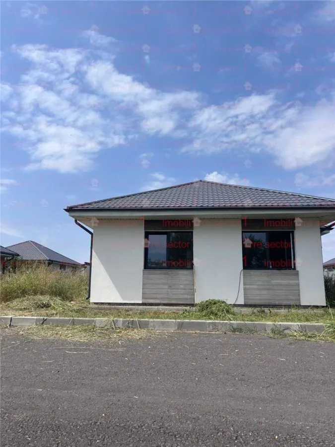 Casa la pret de apartament  Corbeanca 4 camere 2 bai 486mp in Tamasi - foto 1
