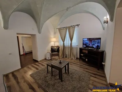 Centru Istoric - foto 4
