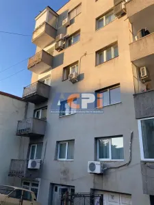 Apartament spatios str. Povernei,  Romana/ Dorobanti - foto 2