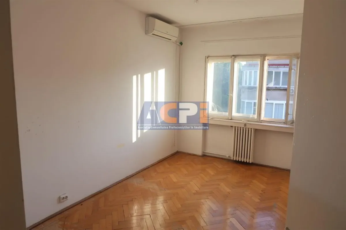 Apartament spatios str. Povernei,  Romana/ Dorobanti - foto 7