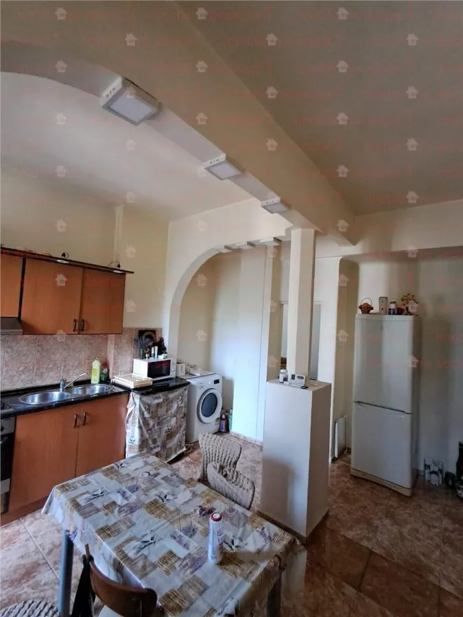 Apartament 4 camere Victoriei Bd. Alexandru Ioan Cuza - Risc 2 seismic - foto 6