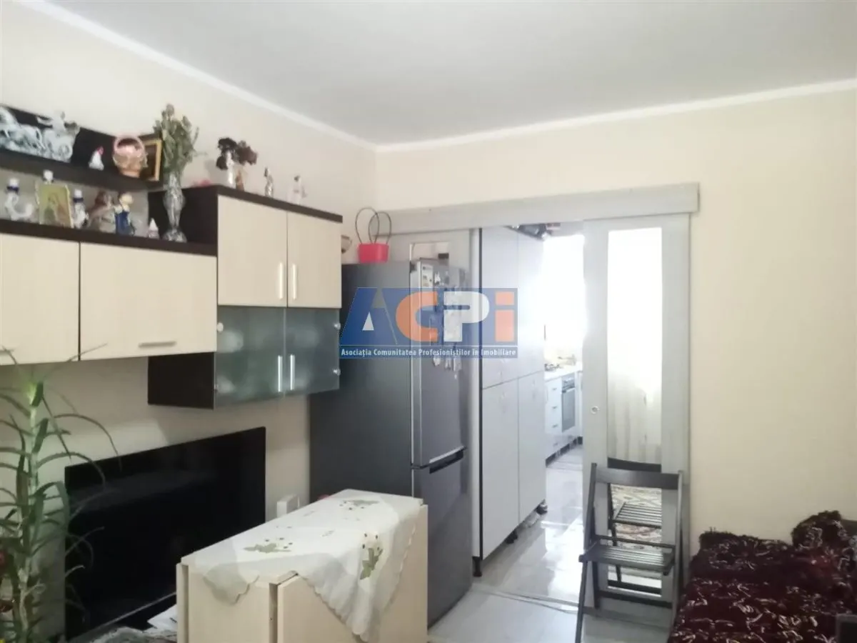 2 camere , decomandate,Energiei. - foto 1