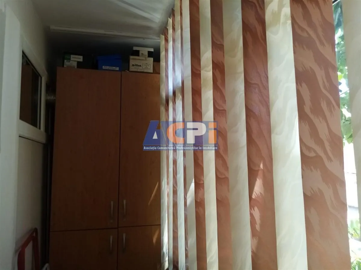 2 camere , decomandate,Energiei. - foto 9
