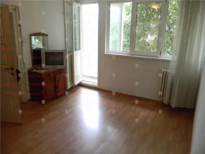 Apartament 2 camere etaj 4 Calea Grivitei Medlife - foto 19