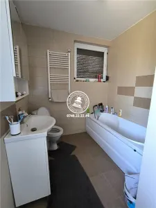 Vila  de vanzare  Lunca Cetatuii, - foto 13