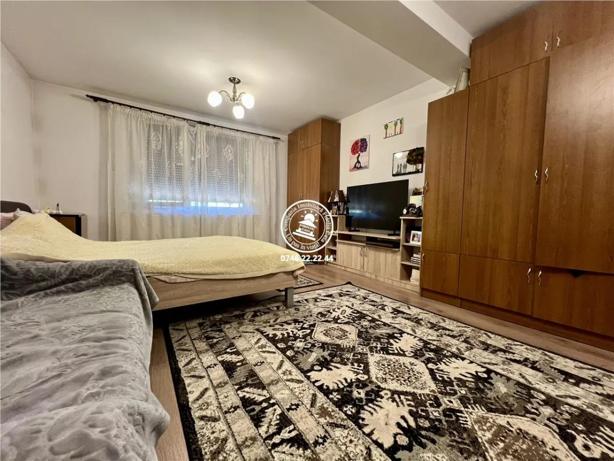 Vila  de vanzare  Lunca Cetatuii, - foto 9
