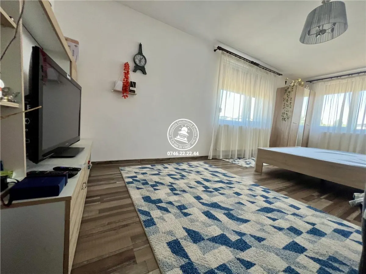 Vila  de vanzare  Lunca Cetatuii, - foto 10