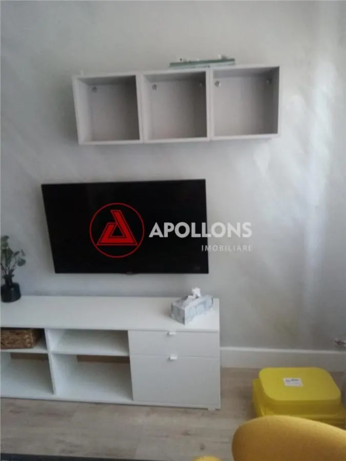 Apartament,3 camere,Centru - foto 2