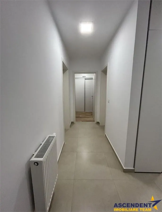 Apartament 3 camere Tractorul - foto 6