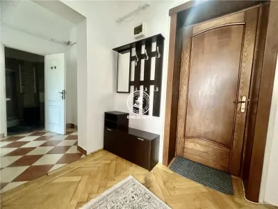 Apartament 2 camere  decomandat Copou, - foto 12