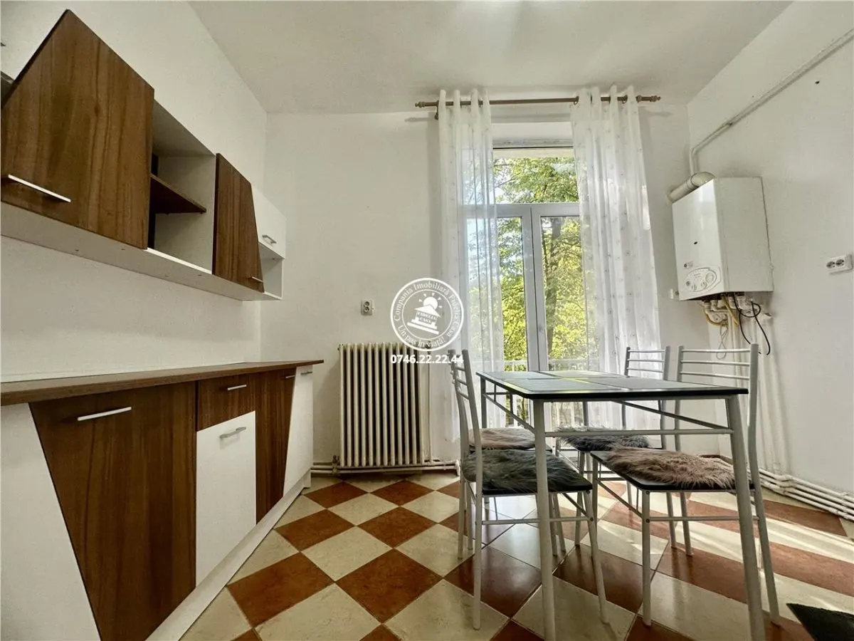 Apartament 2 camere  decomandat Copou, - foto 5