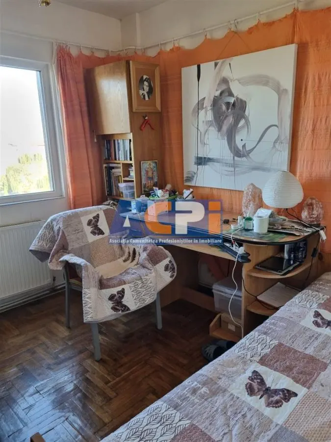 Apartament, 3 camere decomandate, RMB, Bacau. - foto 9
