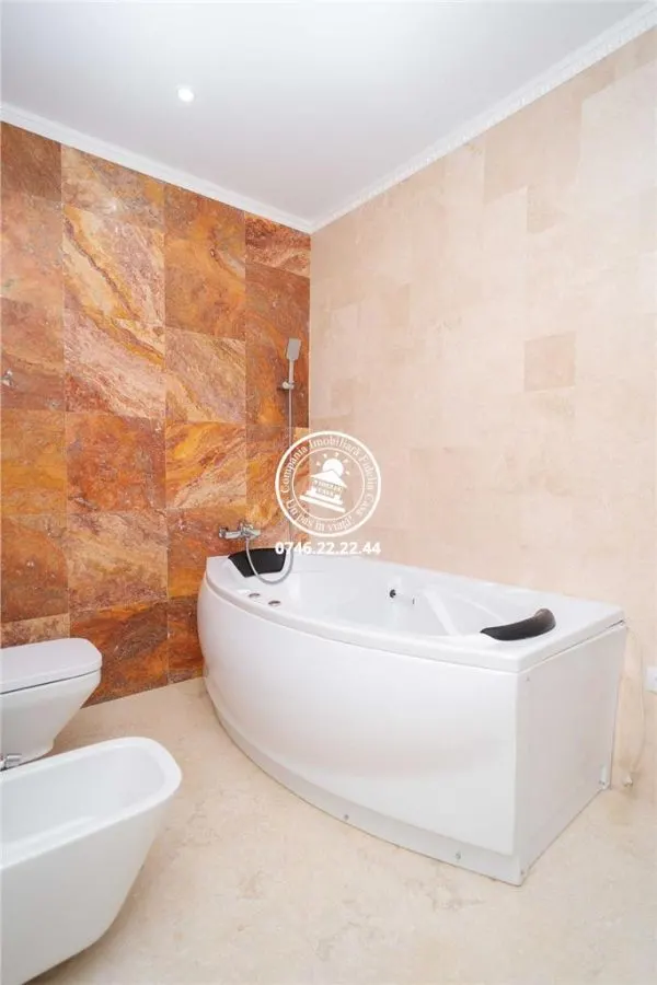 Vila  de vanzare  Breazu, - foto 13
