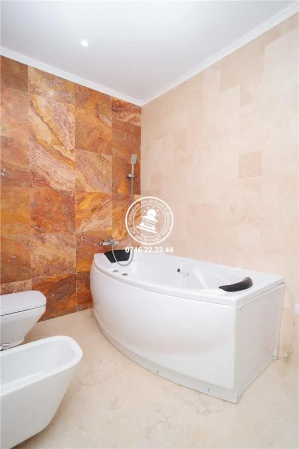 Vila  de vanzare  Breazu, - foto 16