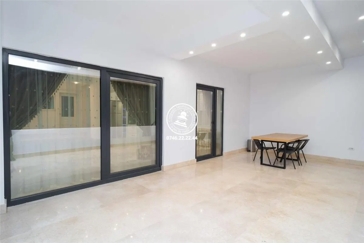 Vila  de vanzare  Breazu, - foto 9