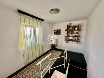 Vila  de vanzare  Miroslava, - foto 5