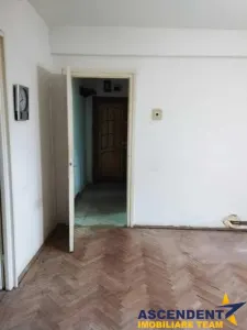 Decomandat, Centru Civic - foto 3