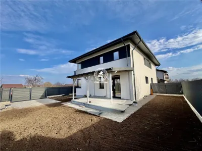 Vila  de vanzare  Miroslava, - foto 2