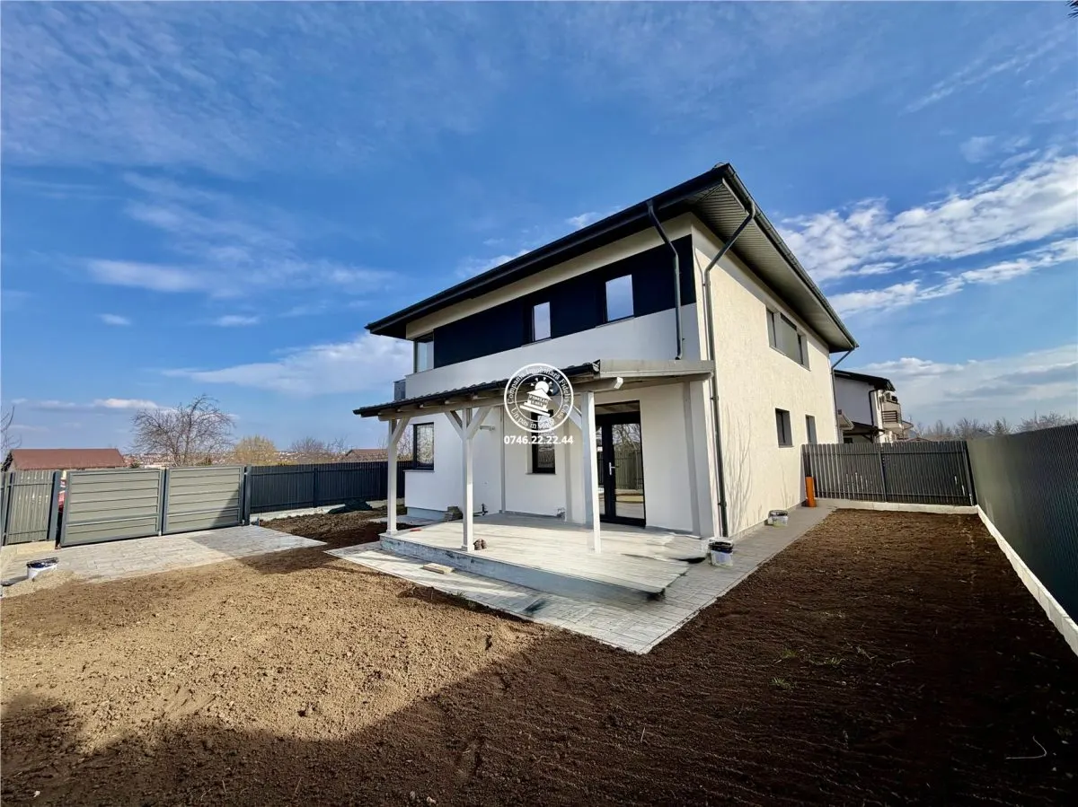Vila  de vanzare  Miroslava, - foto 2