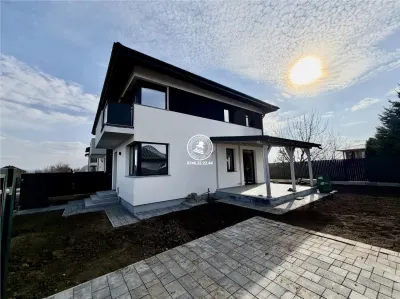 Vila  de vanzare  Miroslava, - foto 3