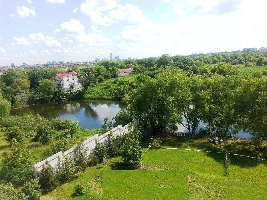 Vila Stil Victorian 1200mp -Curte , Parcare privata si LAC - foto 4