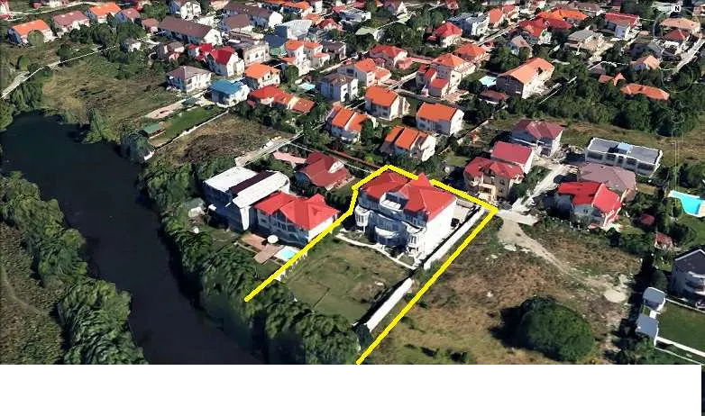 Vila Stil Victorian 1200mp -Curte , Parcare privata si LAC - foto 5