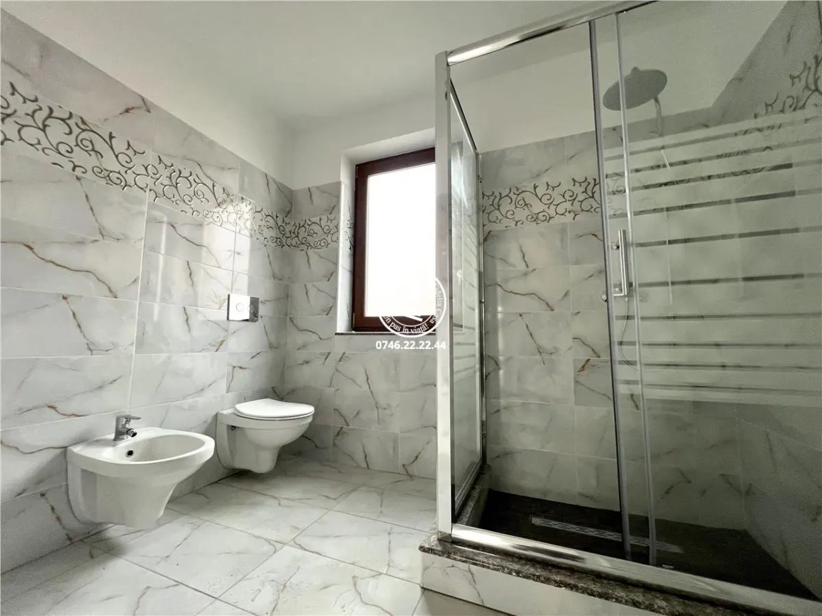 Vila cu 6 camere, de vanzare in Ciurbesti - foto 11