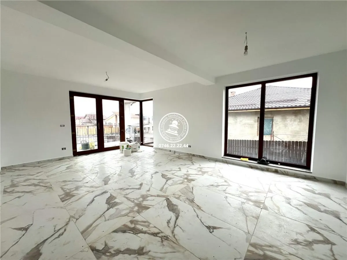 Vila cu 6 camere, de vanzare in Ciurbesti - foto 5