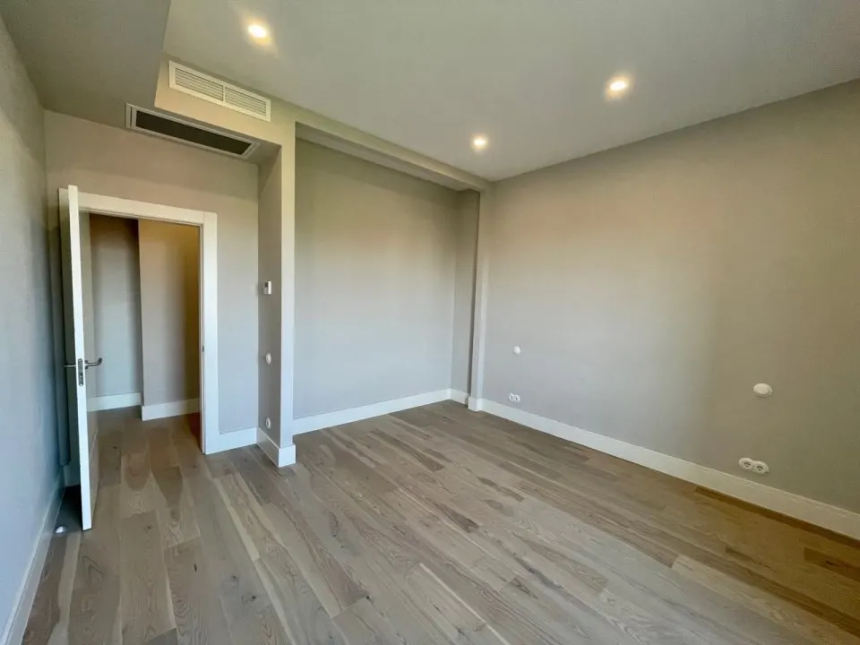 Penthouse Triana Pipera Complex 4 camere 188mp - foto 8