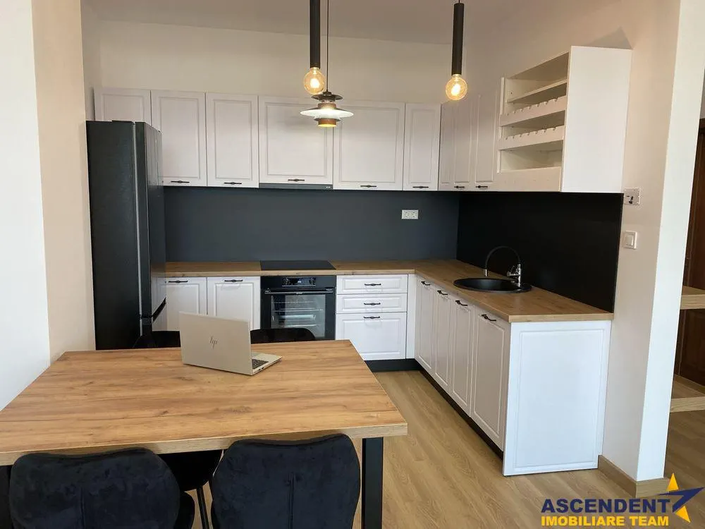 Apartament cu 2 camere, zona Corunca - foto 1