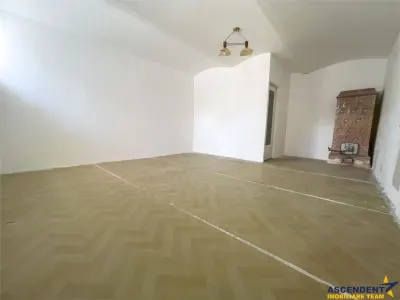 Cu beci si garaj, Centru Istoric, Brasov - foto 1