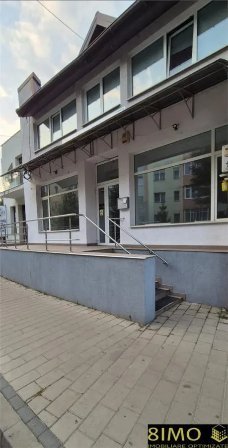 Spatiu comercial de inchiriat, 57 mp,  in zona Pub Henessy''s - foto 3