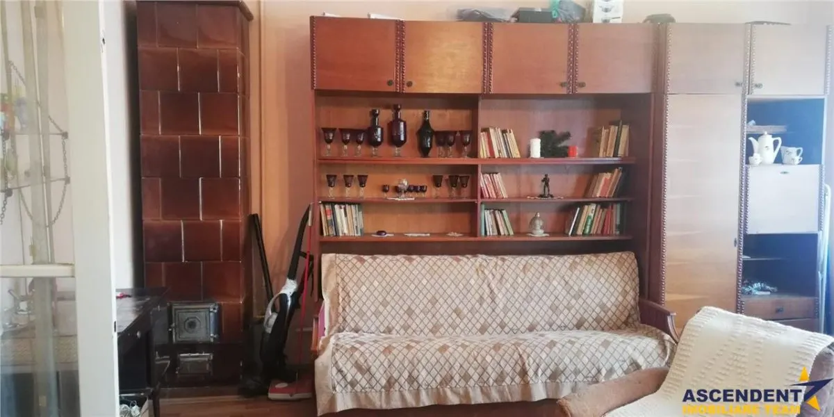 Casa cu 2 camere, curte comuna, cartier invecinat Centru -  Targu Mures. - foto 6