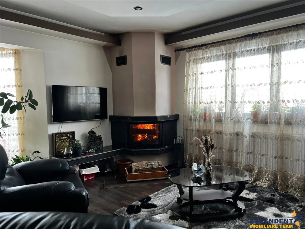 Casa eleganta, cu 5 camere, apreciabila pozitionare, Harman, Brasov - foto 9