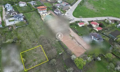 Teren intravilan 1000 mp - Breazu , Iasi - foto 3