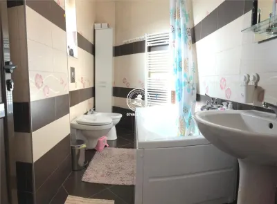 Apartament 2 camere  de vanzare  Centru, - foto 4
