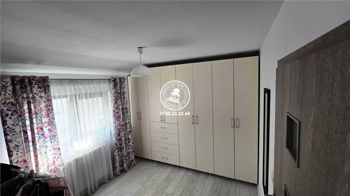 Vila  de vanzare  Breazu, - foto 14