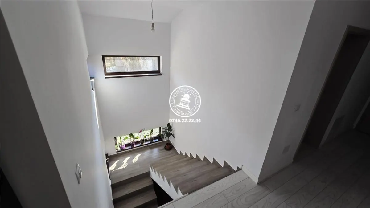 Vila  de vanzare  Breazu, - foto 10