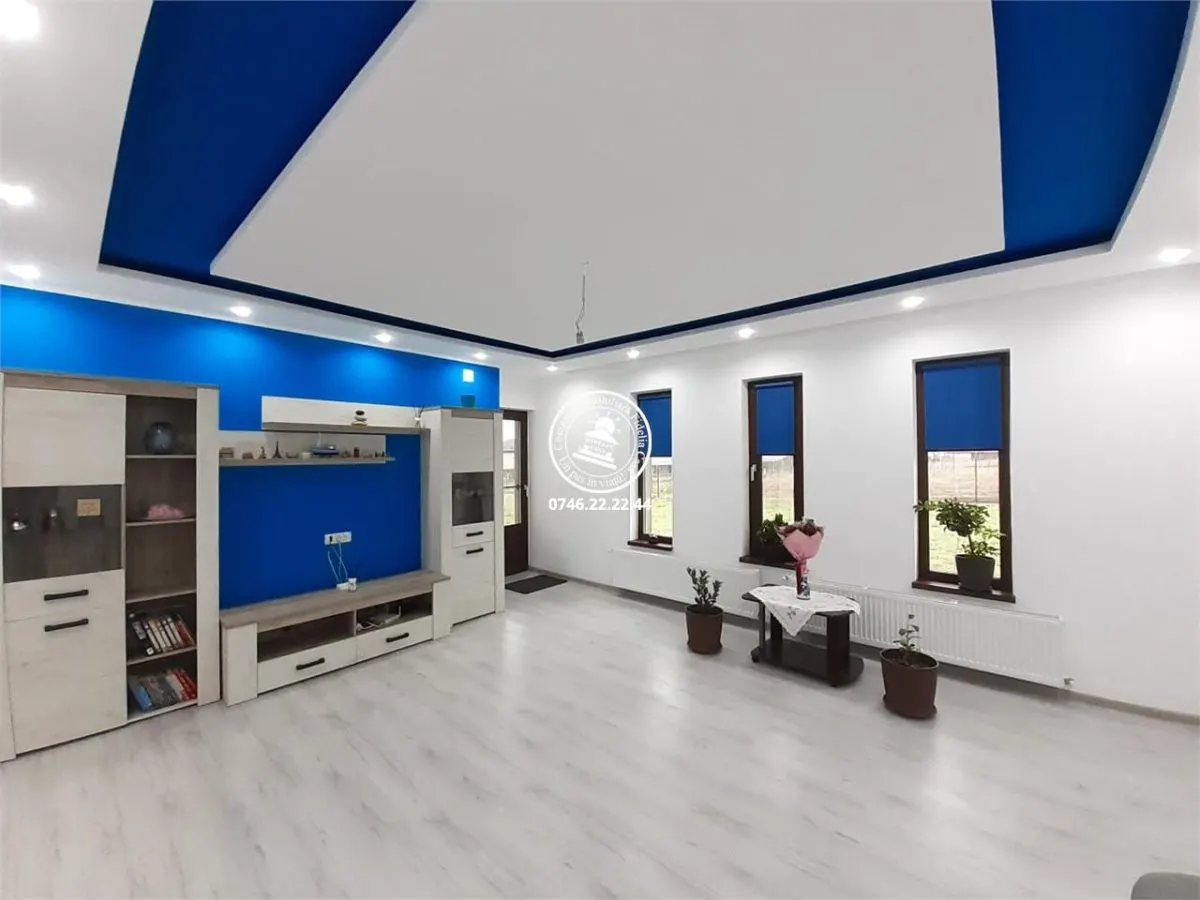 Vila  de vanzare  Breazu, - foto 1