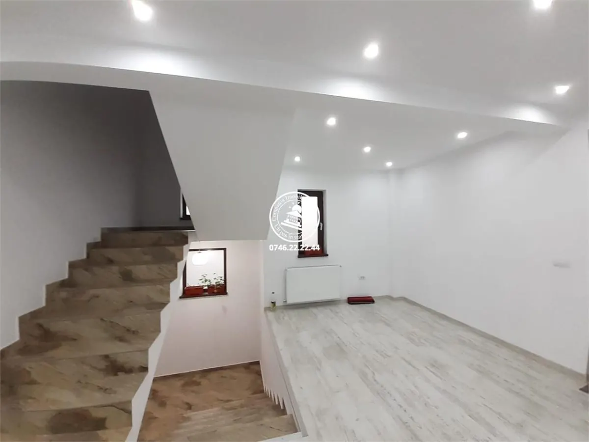Vila  de vanzare  Breazu, - foto 20
