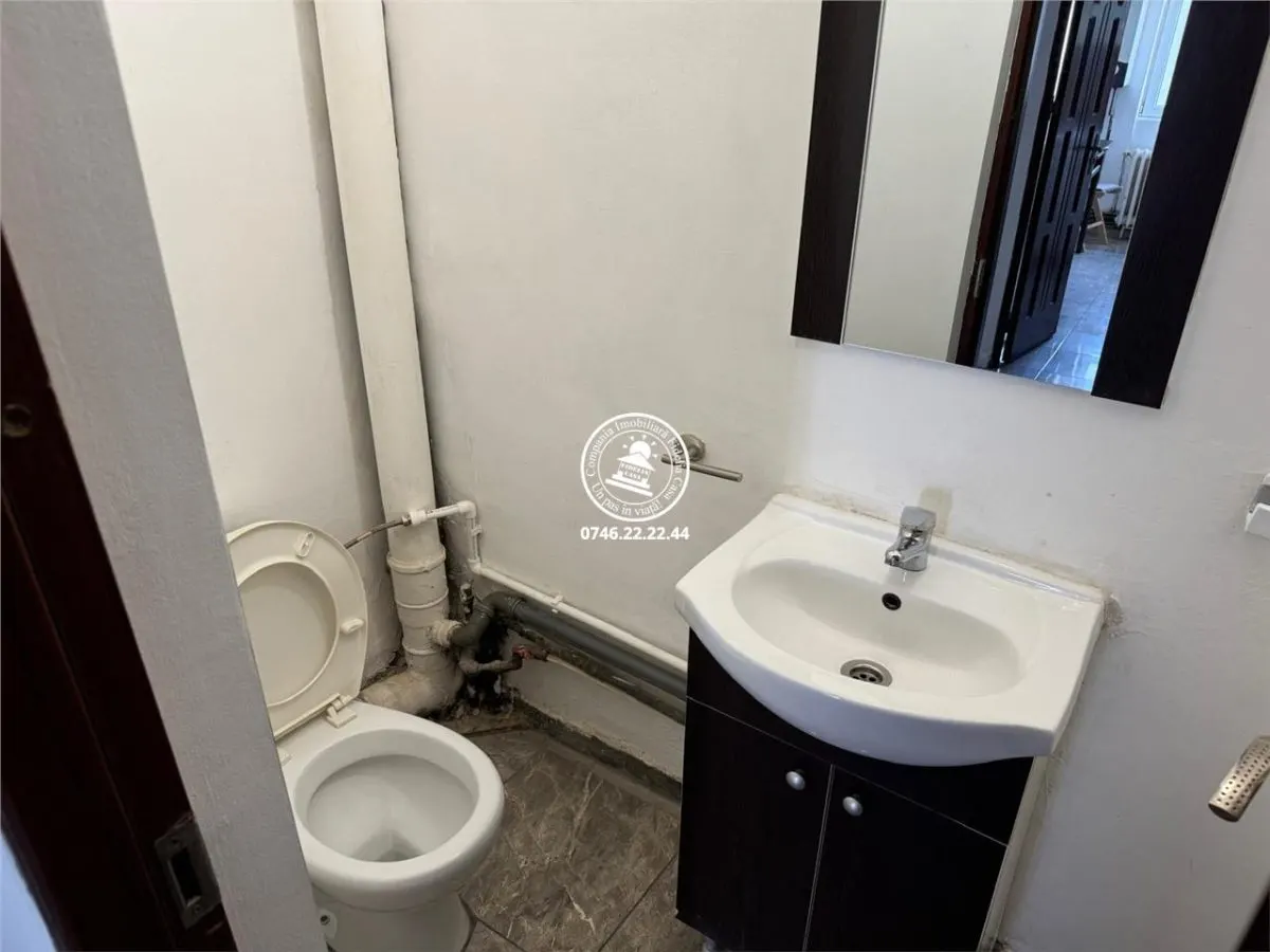 Apartament 3 camere  de vanzare  Gara, - foto 9