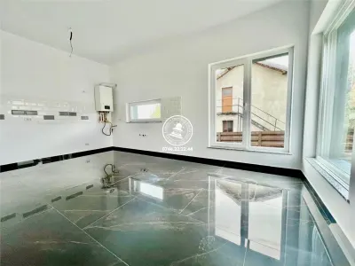 Vila  de vanzare  Miroslava, - foto 9