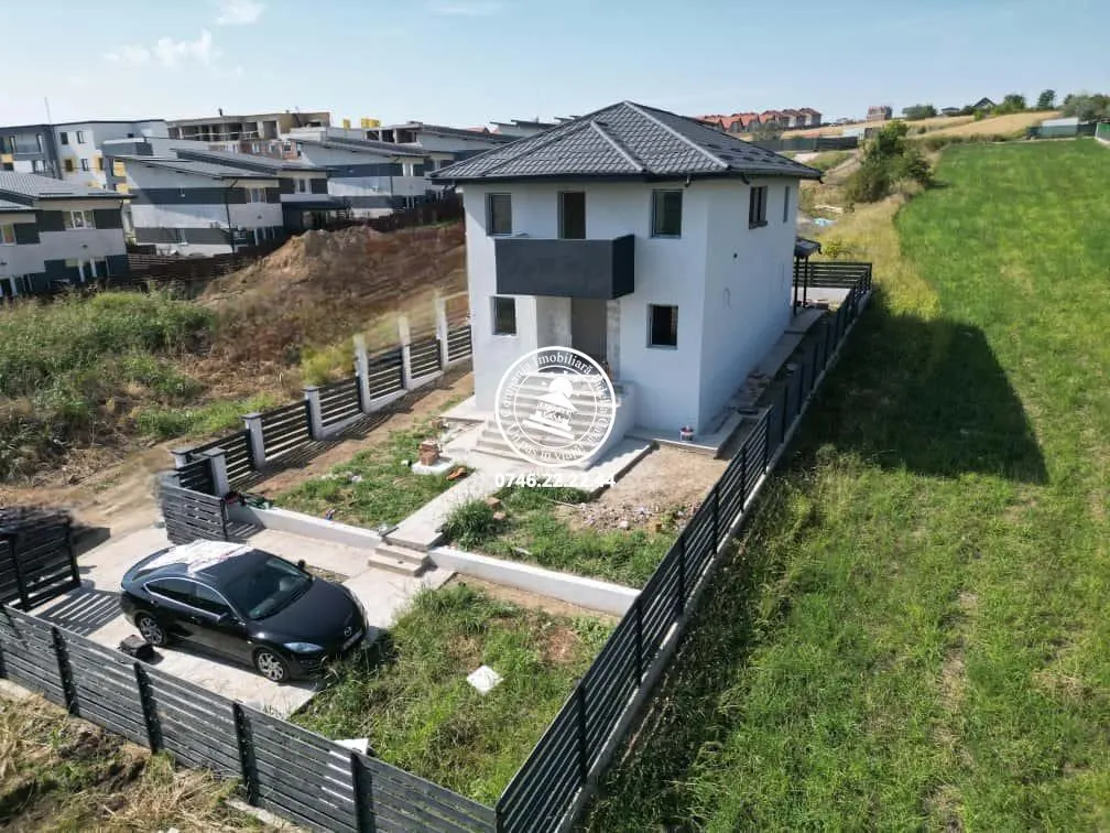 Vila  de vanzare  Rediu, - foto 1